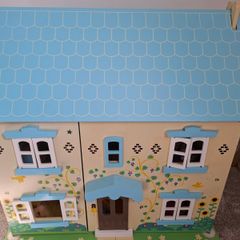 Sunflower Cottage doll house