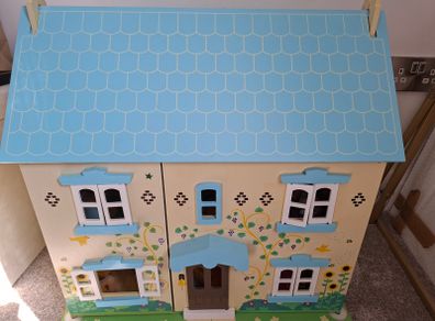 Sunflower Cottage doll house
