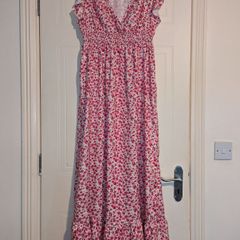 Amazing floral midi dress