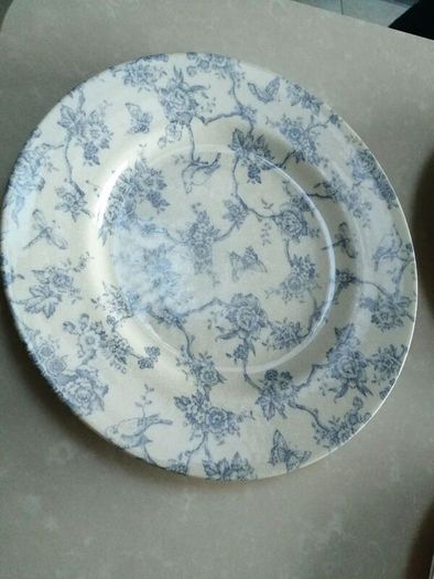 Toile de Jouy cake plate