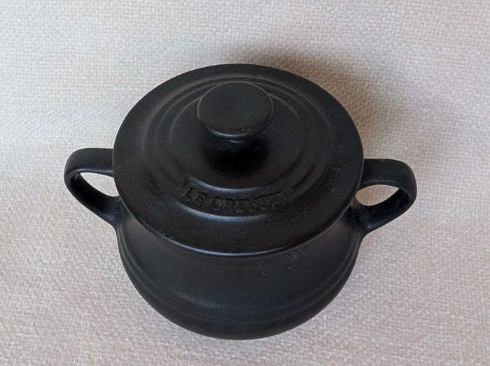 Le Creuset lidded bowl