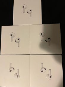 Airpod 3rd Generation (IRISH STOCK) MagSafe /Lightning Brand New Sealed 1 Year Apple Warranty