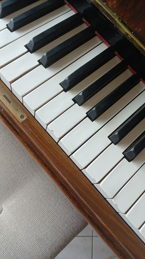 Piano & Stool  beginner/intermediate