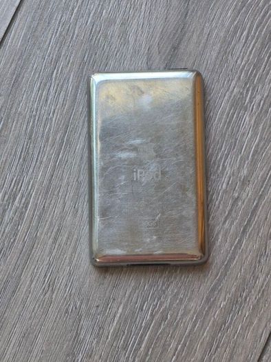 iPod 6th Gen Classic 80gb (Free Post)