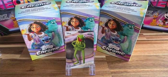 Topps Disney Chrome 2025