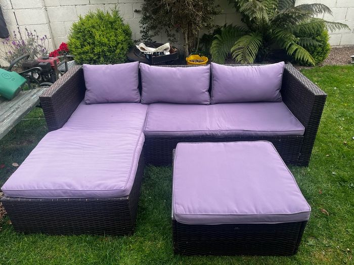 Rattan L shape garden lounge set with table