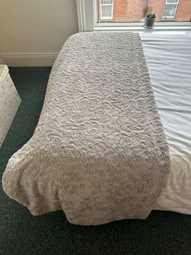 Blanket grey
