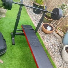 weights and lifting bench