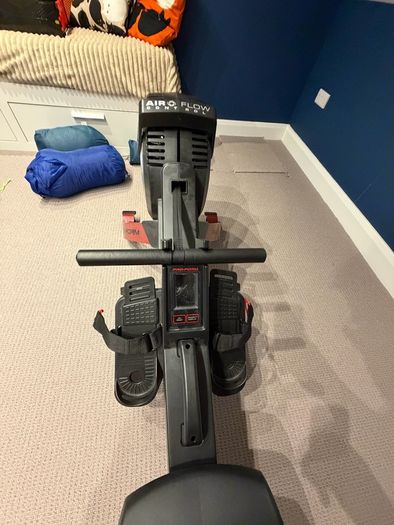 Folding rowing machine proform r600