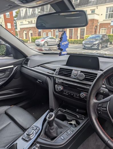 2017 Manual  BMW 318i Low Milage