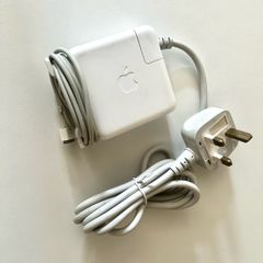 Apple MacBook power adapter