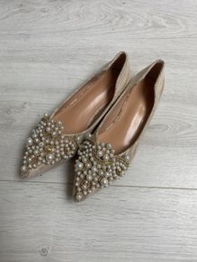 Pearl Trimmed Flat Shoes