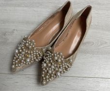 Pearl Trimmed Flat Shoes