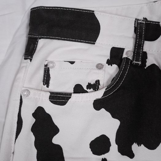Boohoo Man White Black Cow Print Graphic Straight Leg Denim Jeans W32/L31