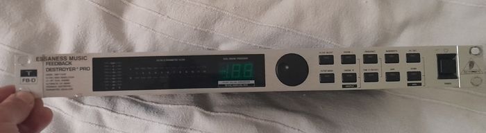 Behringer Feedback Destroyer