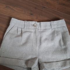 Shorts girls size 6-7 years
