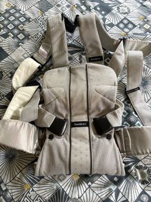BabyBjorn Baby Carrier One Mesh Silver