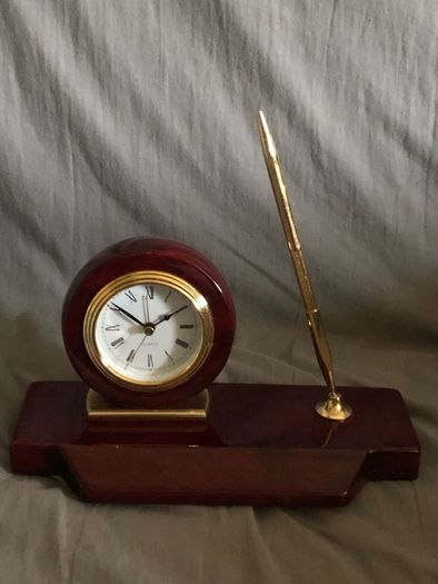table clock