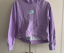 Nike dipped hem hoodie