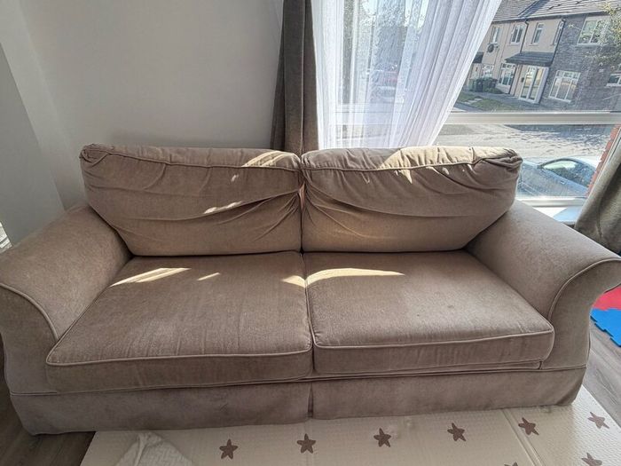 2 Couches for free no delivery included