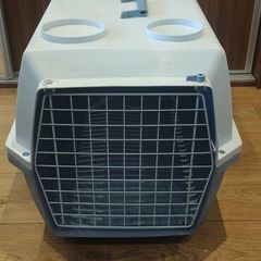 dog carrier box and small bed