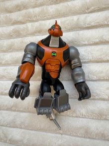 Ben 10 Omni-Kix Armor Humungousaur Reboot Figure Alien Omniverse 5 Used Please look at the pictures