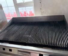 Premium Falcon Commercial Gas Chargrill (With Stand)