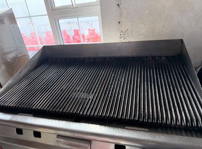 Premium Falcon Commercial Gas Chargrill (With Stand)