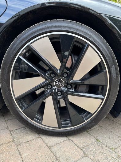 Audi E-tron Gt Carbon Vorsprung ( Highest Spec )