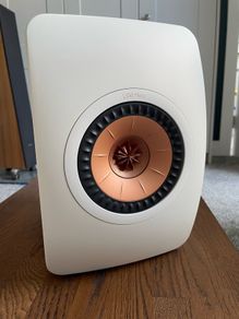 kef LS50 Meta