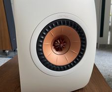 kef LS50 Meta
