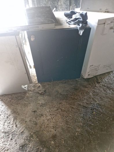 intergrated fridge