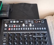 Arturia Drumbrute Impact