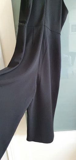 NEW LOOK black cropped leg jumpsuit Sz 10