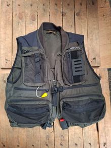 Airflo wavehopper fly fishing life vest.