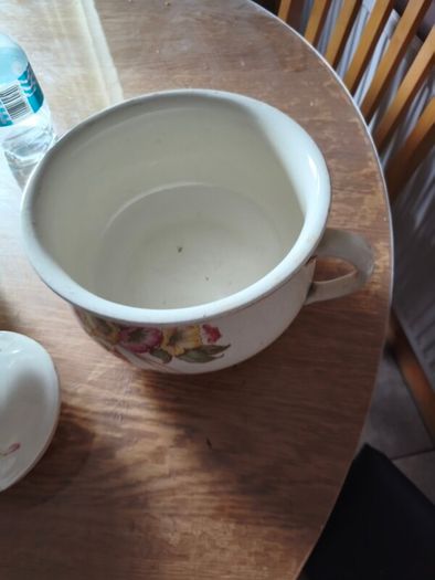 chamber pot and wash bowl set