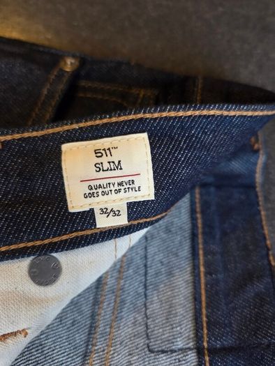 Levis Jeans