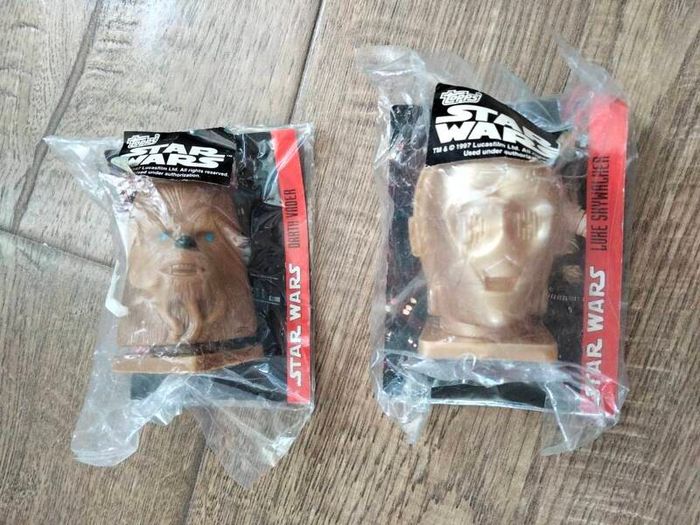 Star Wars merch and loose stuff