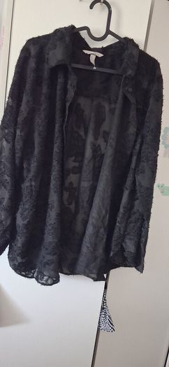 tops 2 eaxh size xl