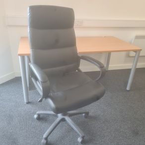 Black executive office chairs