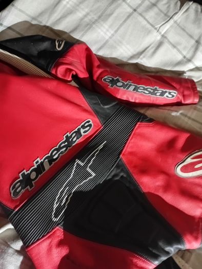 Alpinestars leather motorcycle suit - size 54