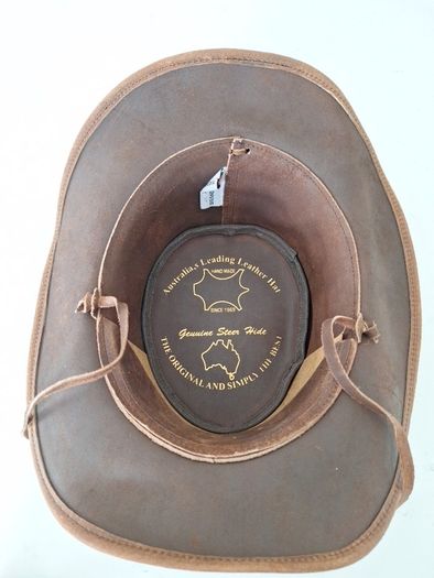 Leather cowboy/cowgirl hat