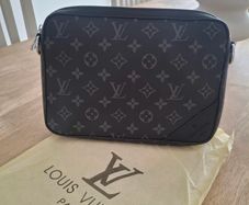 Lv messenger bag