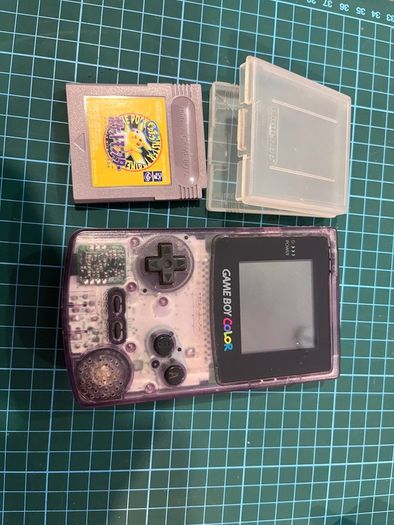 Nintendo GameBoy Color - CGB-001 Pokemon & Popeye