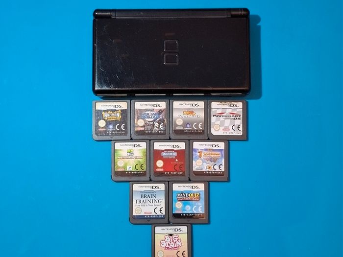 DS Lite Console with Games