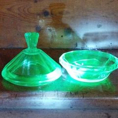 uranium glass