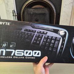 Gigabyte KM7600 wireless keyboard & mouse combo