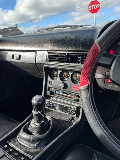 Porsche 924