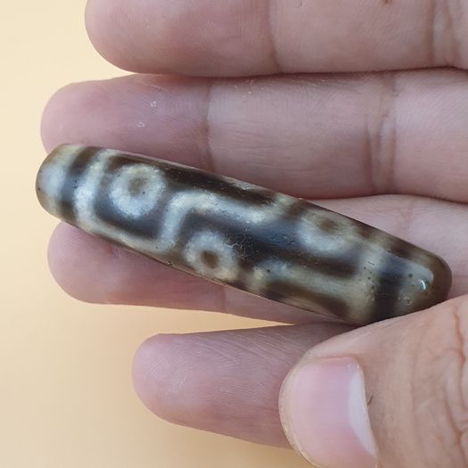 Vintage 9 Eyes Himalayan Tibetan Agate Dzi Bead Amulet