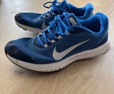 Nike Men Walking Shoe